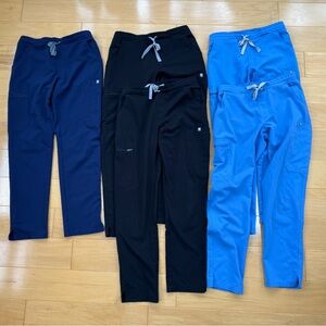 Lot of 5 pairs of Figs scrub pants